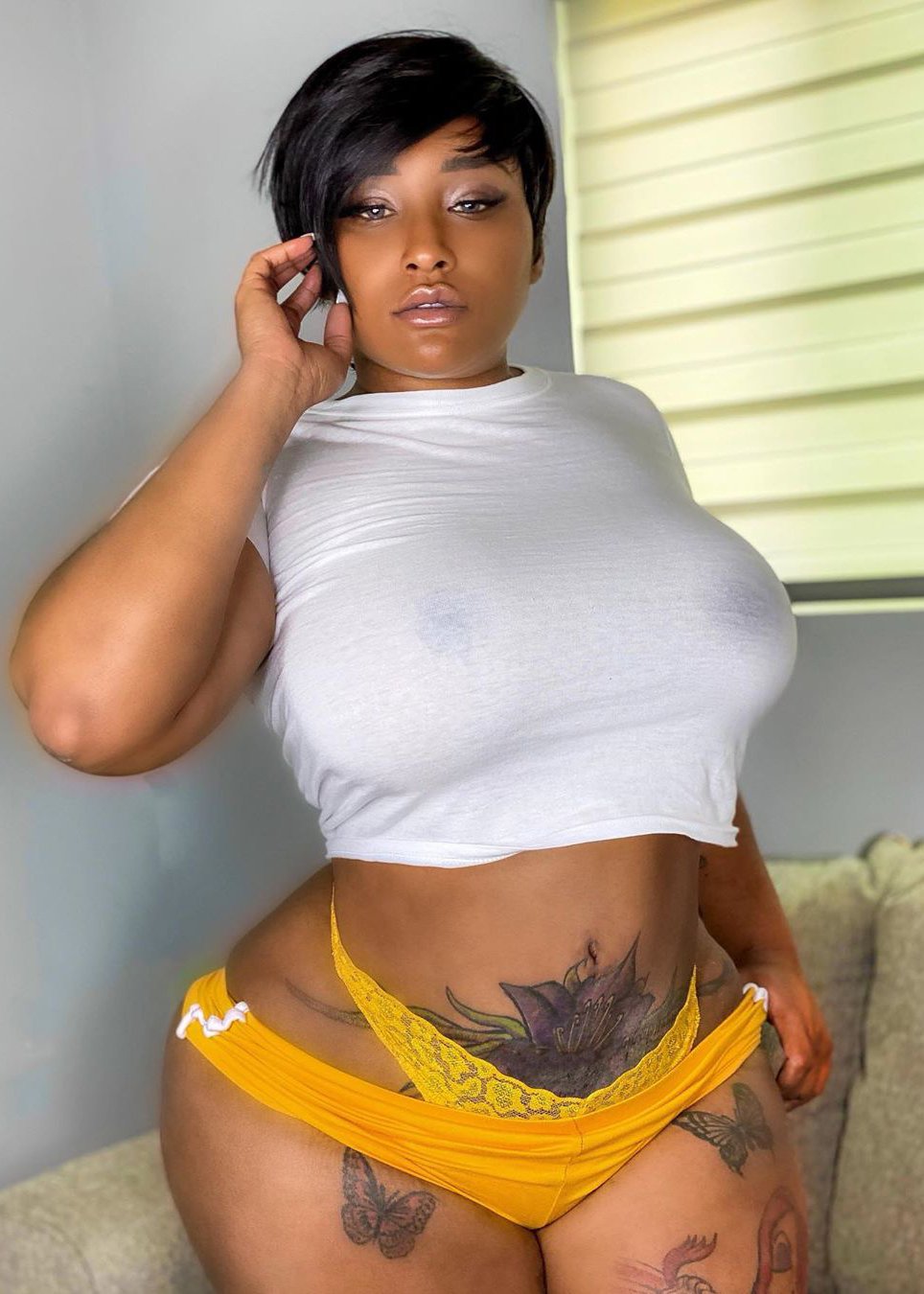 Nikia Renee Nude Onlyfans Collection